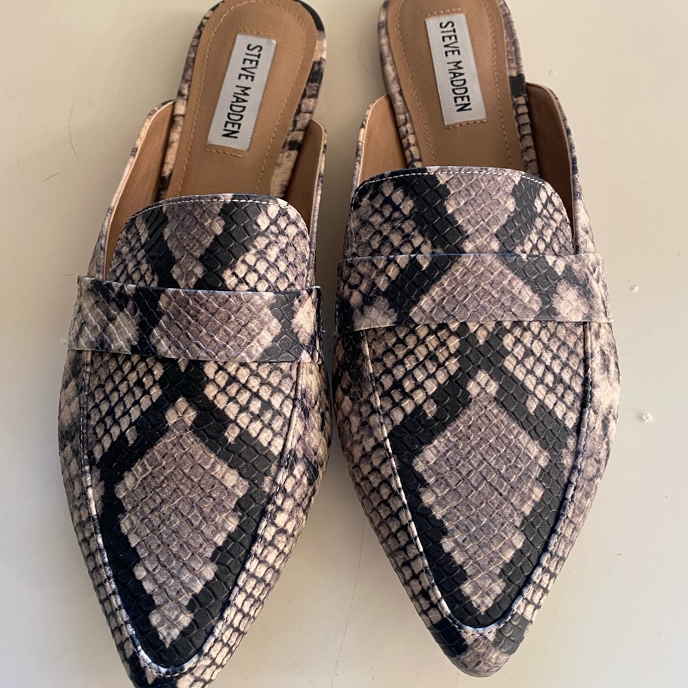 Steve Madden snakeskin slides 8